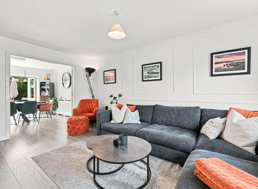 1 Bachelor`s Cove, Sundrive Road, Rush, K56VN23