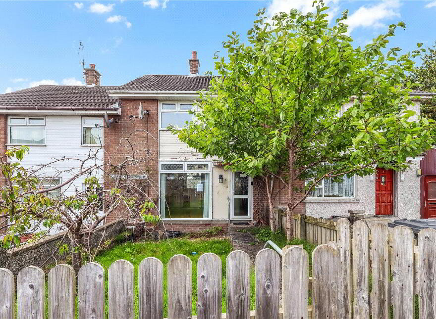 6 Castlemara Walk, Carrickfergus, BT38 7RF