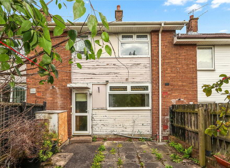 6 Castlemara Walk, Carrickfergus, BT38 7RF