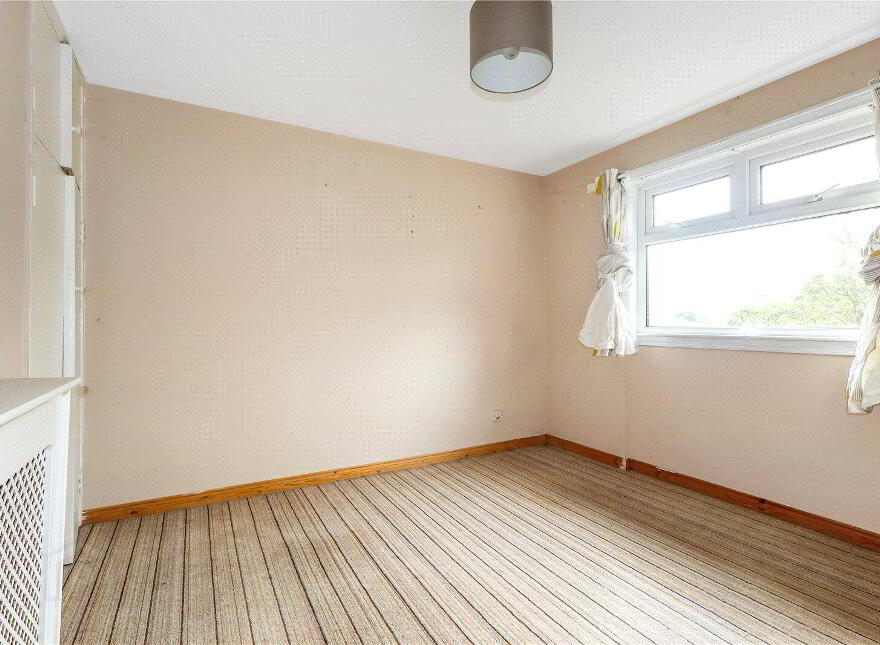 6 Castlemara Walk, Carrickfergus, BT38 7RF