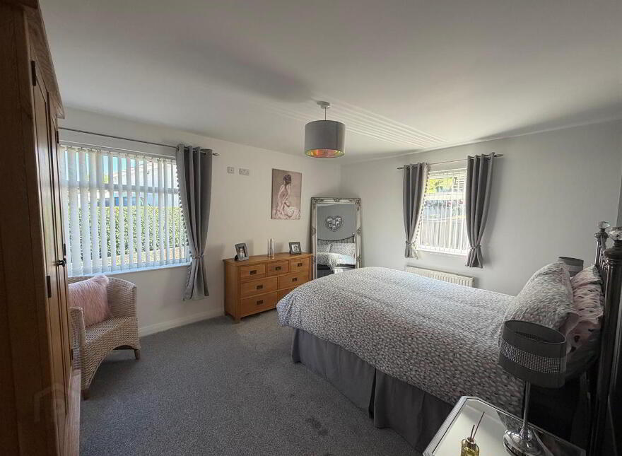 49 Fincairn Road, Drumahoe, L'Derry, BT47 3LD