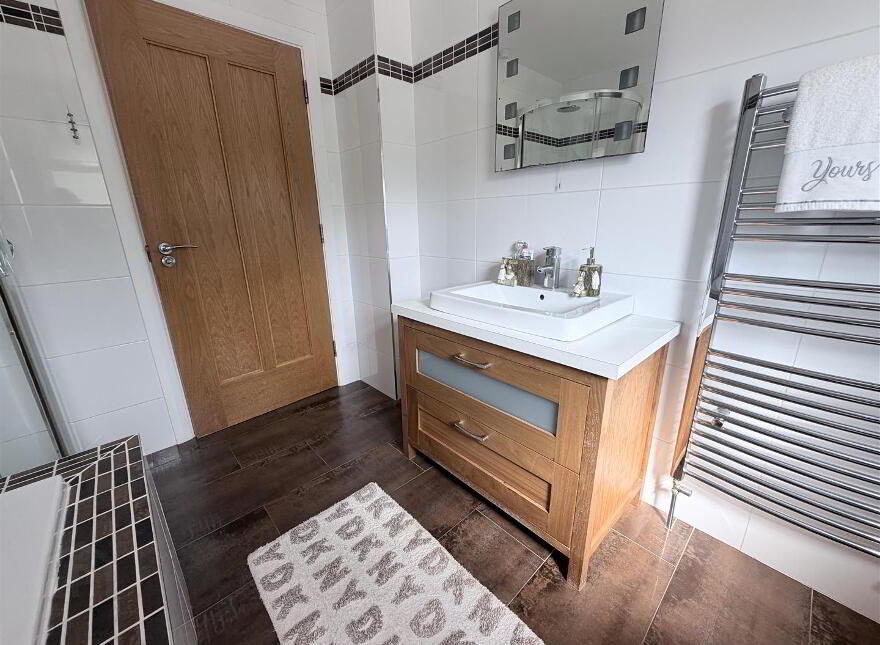 49 Fincairn Road, Drumahoe, L'Derry, BT47 3LD