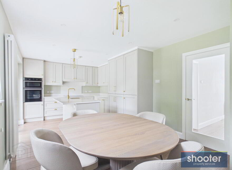 30 Elmwood Park, Newry, BT34 1LB
