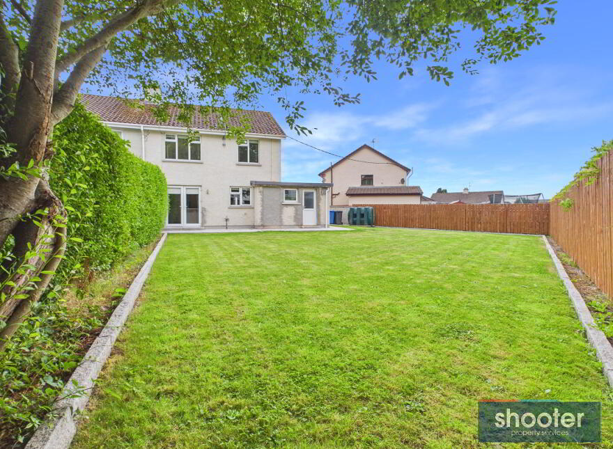 30 Elmwood Park, Newry, BT34 1LB