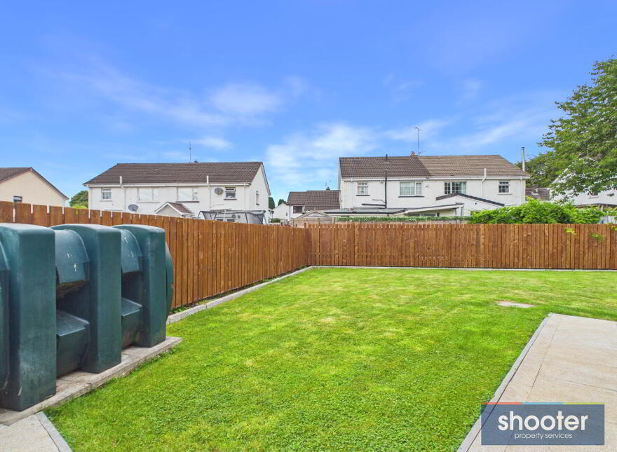 30 Elmwood Park, Newry, BT34 1LB