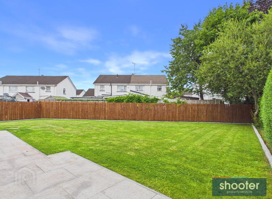 30 Elmwood Park, Newry, BT34 1LB
