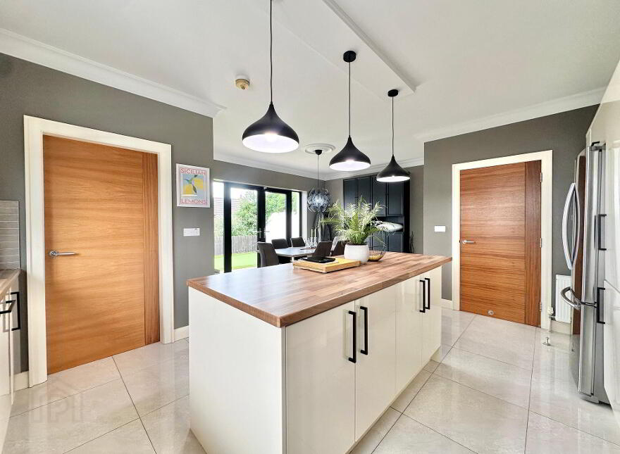 73 Hospital Road, Magherafelt, BT45 5EG