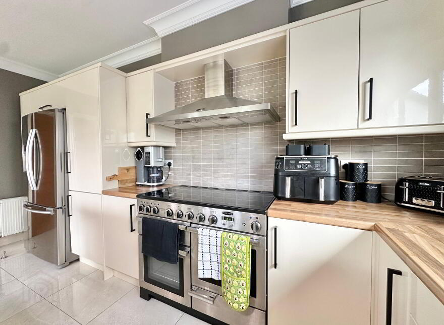 73 Hospital Road, Magherafelt, BT45 5EG