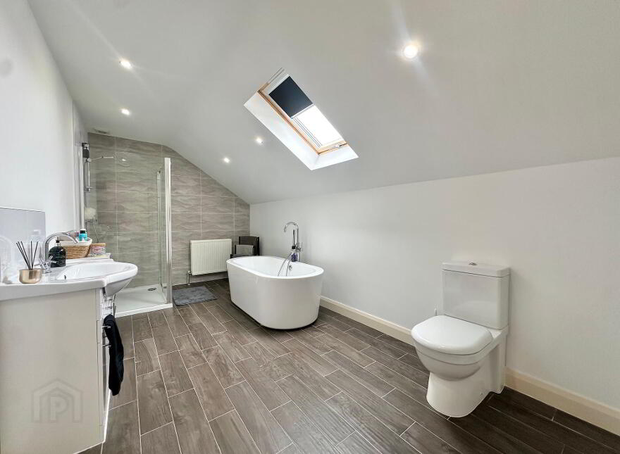 73 Hospital Road, Magherafelt, BT45 5EG