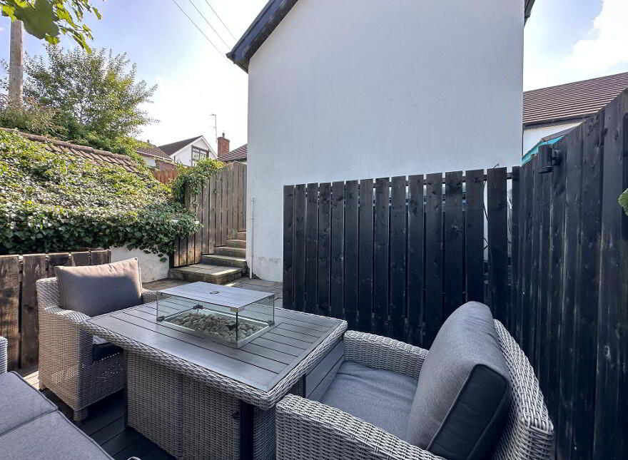 73 Hospital Road, Magherafelt, BT45 5EG