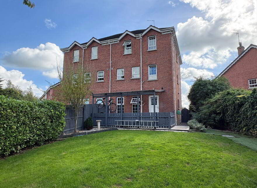 7 Summerhill Green, Banbridge, BT32 3GY