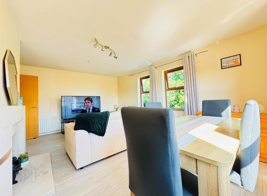 6 Mayfield Avenue, Mallusk Road, Newtownabbey, BT36 7WP