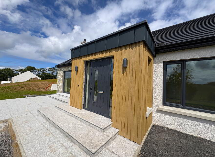 28 Laurelbank Road, Omagh, BT78 1TA