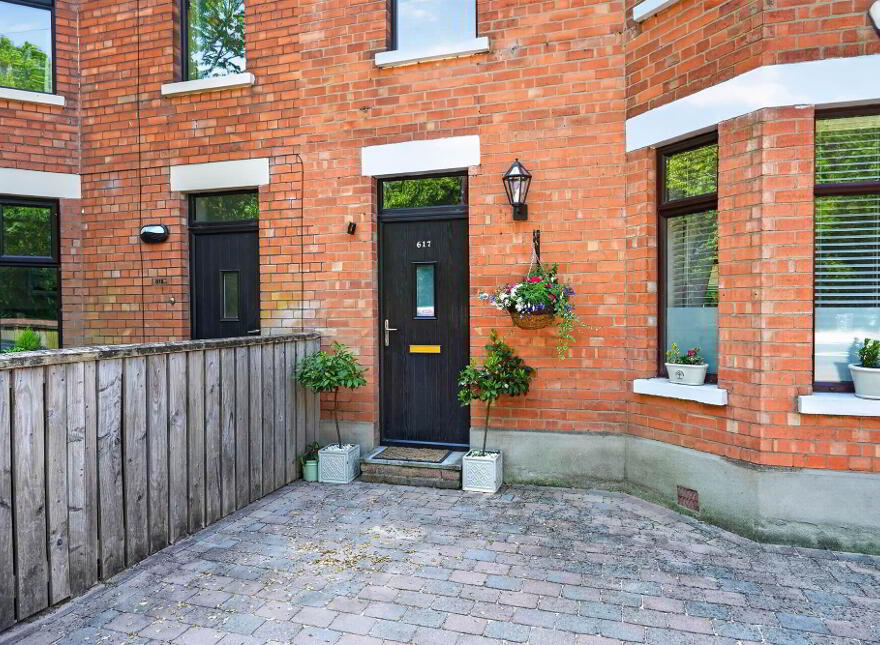 617 Upper Newtownards Road, Belfast, BT4 3LQ