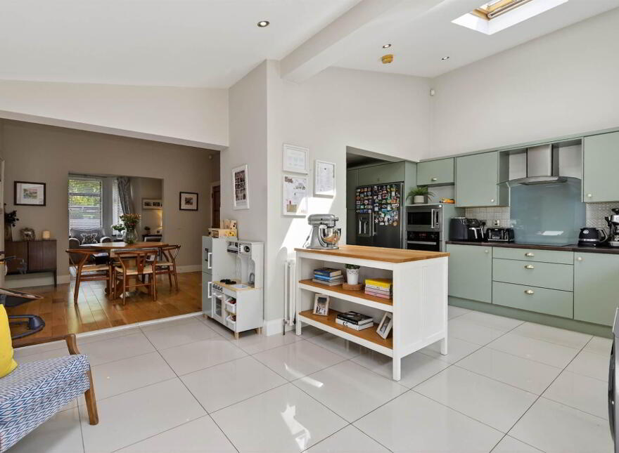 617 Upper Newtownards Road, Belfast, BT4 3LQ