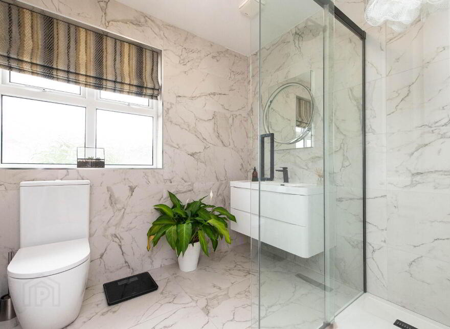 8 Shorelands Gardens, Greenisland, Carrickfergus, BT38 8WR