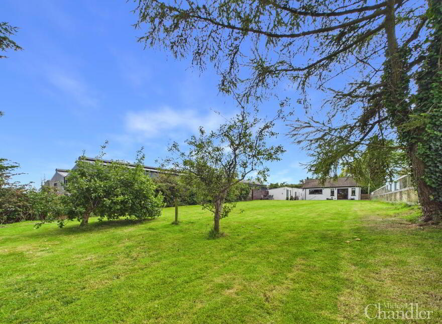 32 Moss Road, Drumbo, Lisburn, BT27 5JT