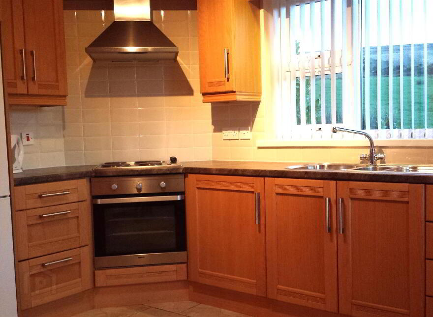 124 Dunlade Road, Greysteel, Londonderry, BT47 3BJ