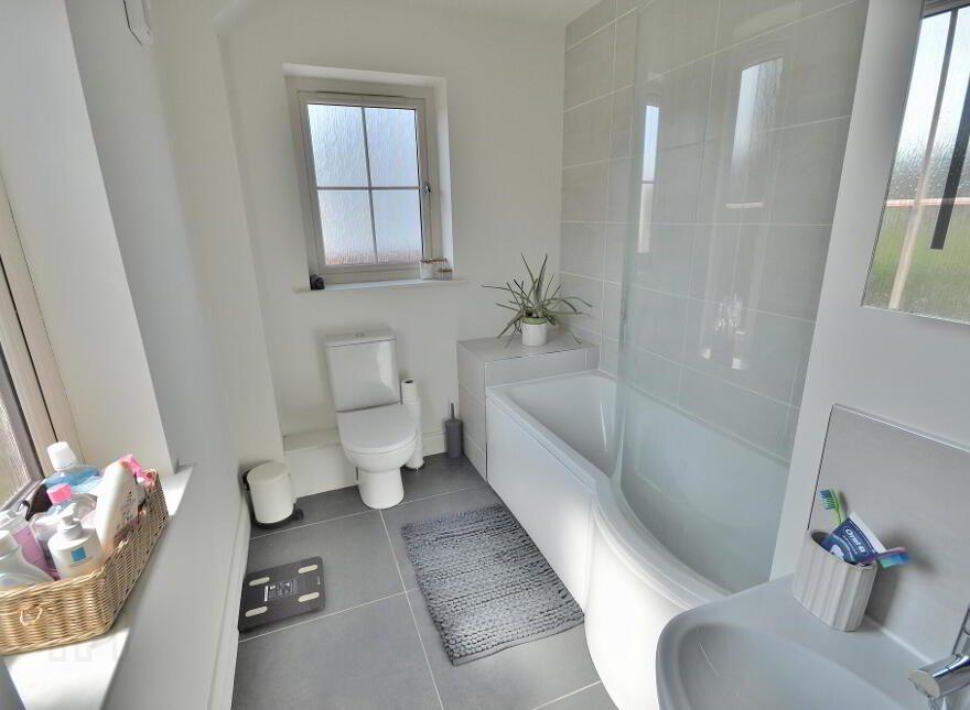 26 Helens Wood Gardens, Bangor, BT19 1GA