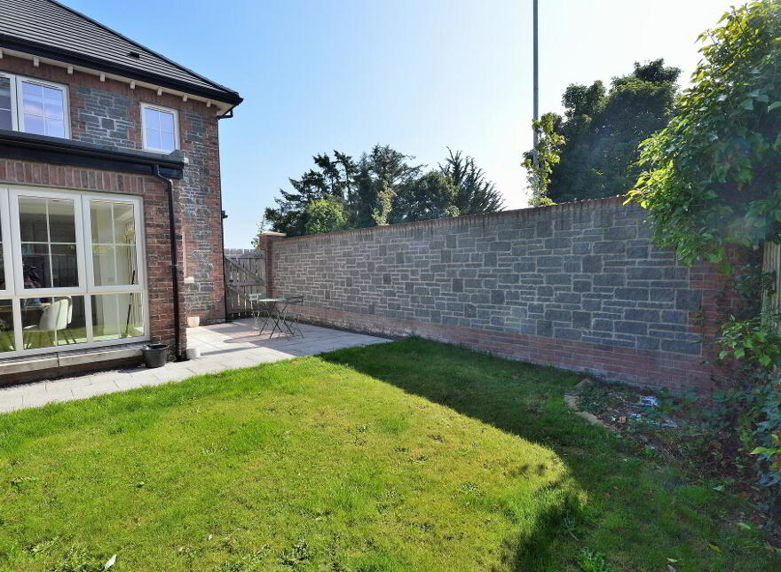 26 Helens Wood Gardens, Bangor, BT19 1GA
