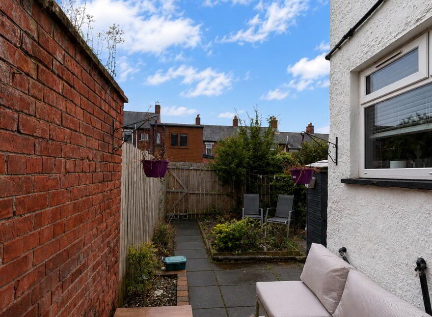 20 Ulsterville Gardens, Belfast, BT9 7BA