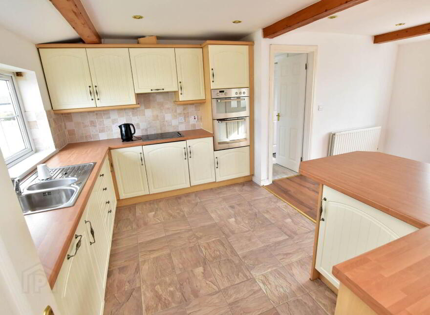 8 Stonechat Way, Ballyhalbert, Newtownards, BT22 1UR