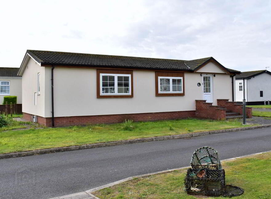 8 Stonechat Way, Ballyhalbert, Newtownards, BT22 1UR