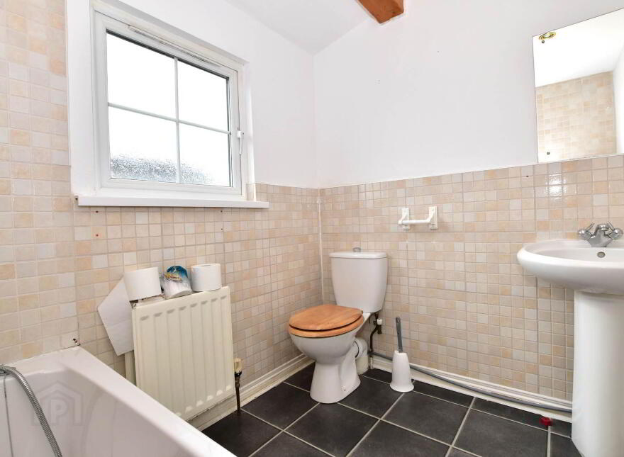 8 Stonechat Way, Ballyhalbert, Newtownards, BT22 1UR