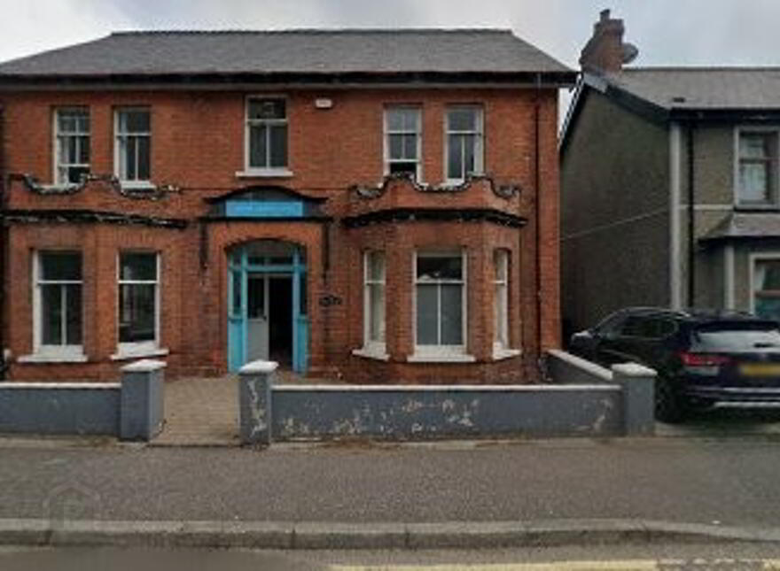 3 Wallace Avenue, Lisburn, BT27 4AA