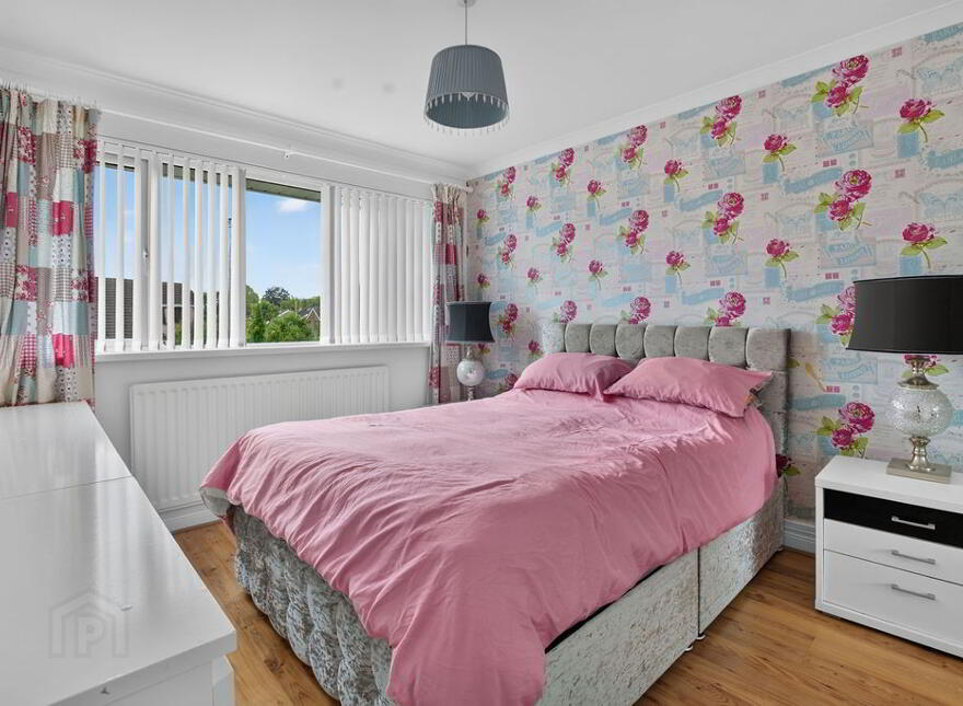 13 Oakfield, Antrim, BT41 1JS