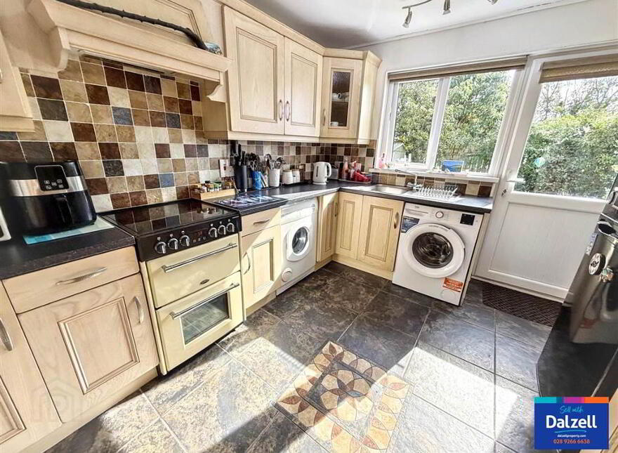 2 Ashvale Heights, Stoneyford, Lisburn, BT28 3JA