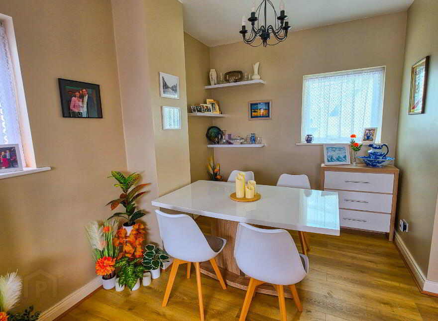 Apartment 15 Stone Court, The Square, Roscommon Town