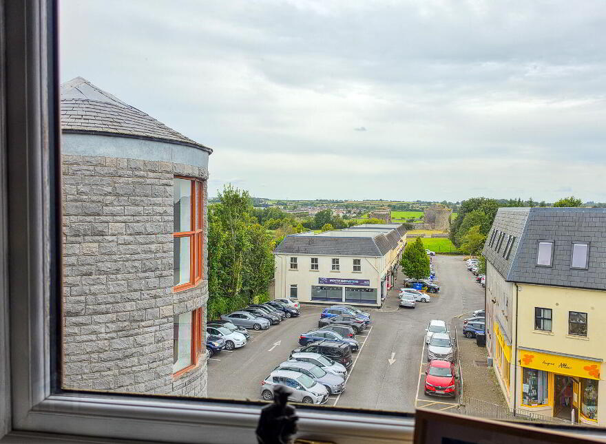 Apartment 15 Stone Court, The Square, Roscommon Town