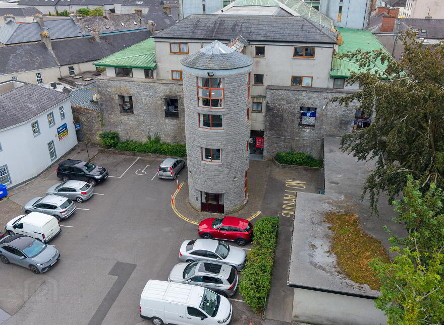 Apartment 15 Stone Court, The Square, Roscommon Town