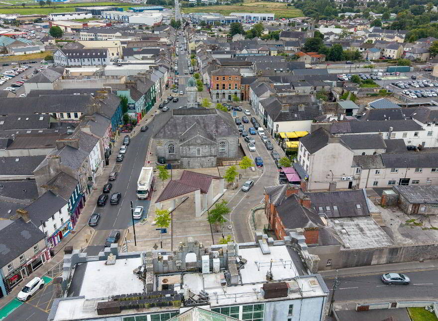 Apartment 15 Stone Court, The Square, Roscommon Town