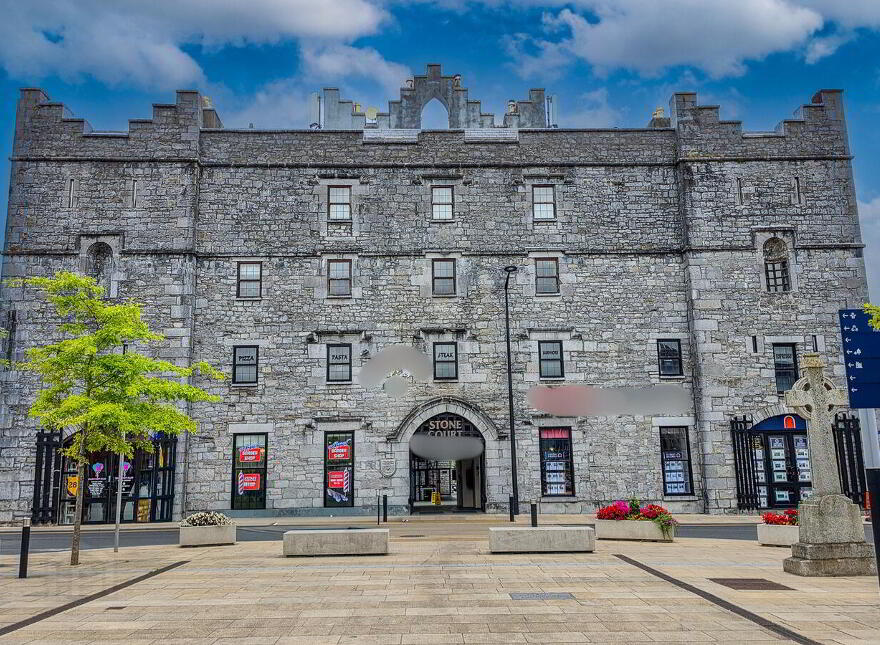 Apartment 15 Stone Court, The Square, Roscommon Town