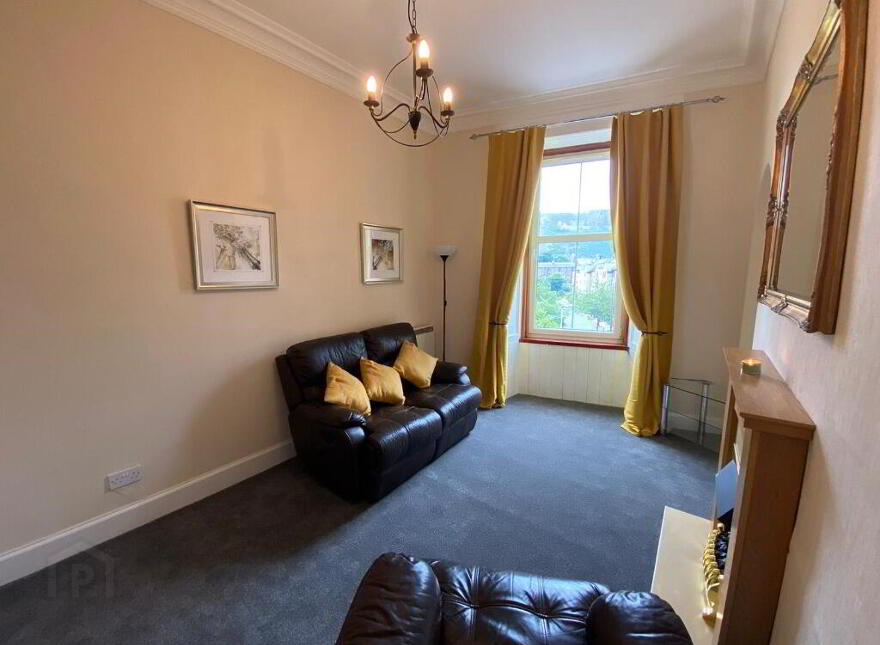 105 St Leonards Street, Newington, Edinburgh, EH8 9QY
