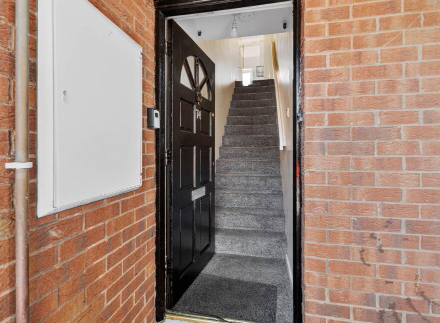 74 Salisbury Court, Belfast, BT7 1DD