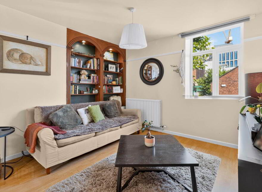 74 Salisbury Court, Belfast, BT7 1DD