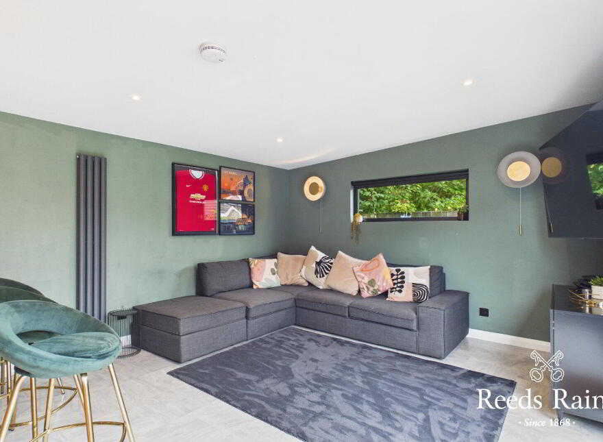 38 North Sperrin, Belfast, BT5 7HU