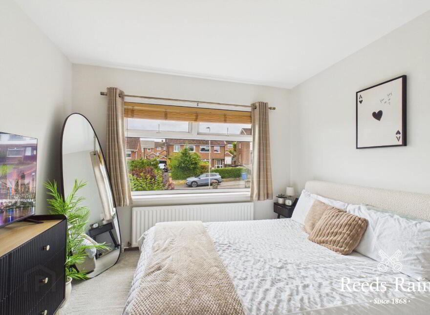 38 North Sperrin, Belfast, BT5 7HU