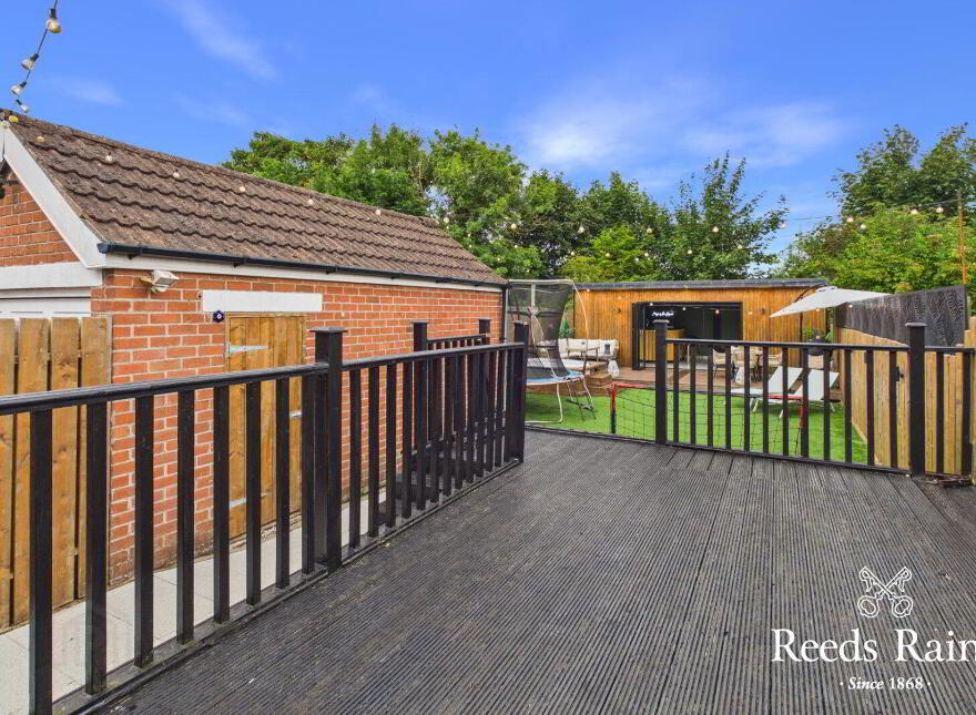 38 North Sperrin, Belfast, BT5 7HU