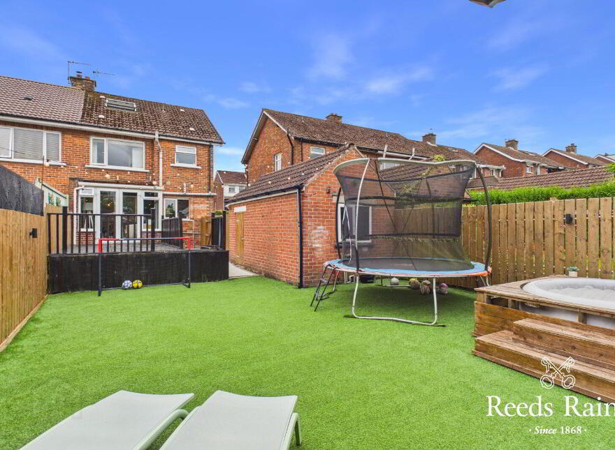 38 North Sperrin, Belfast, BT5 7HU