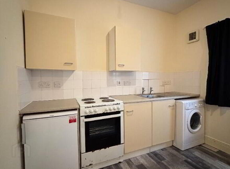 2, 5, Camden Street, Belfast, BT9 6AT