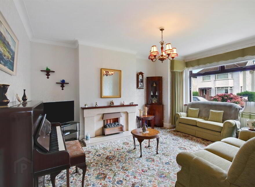 11 Laurelbank Avenue, Newtownards, BT23 4AT