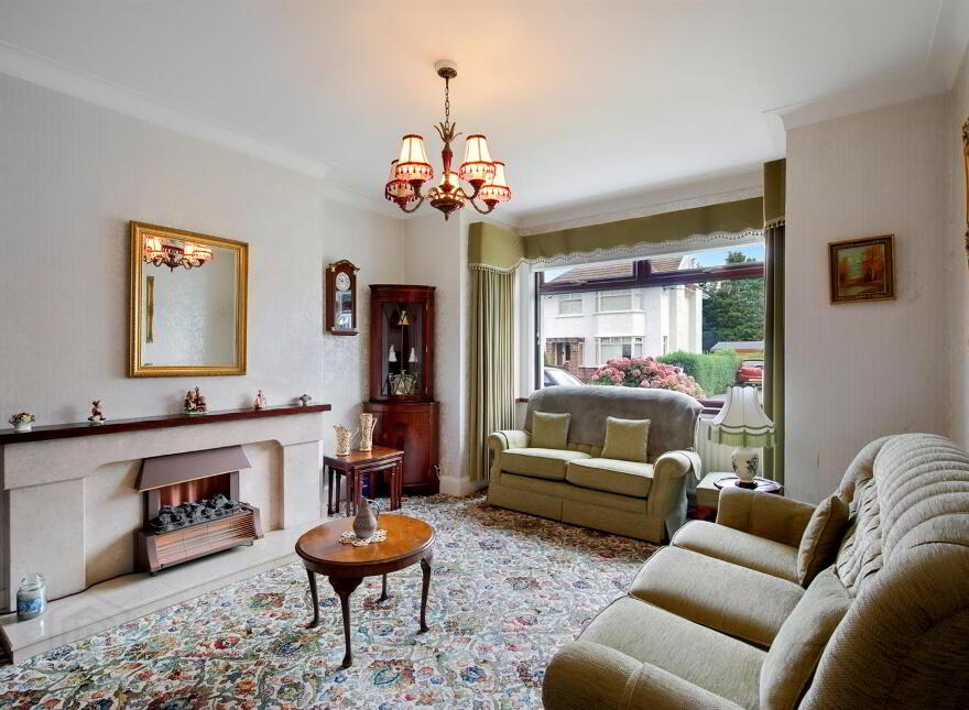 11 Laurelbank Avenue, Newtownards, BT23 4AT