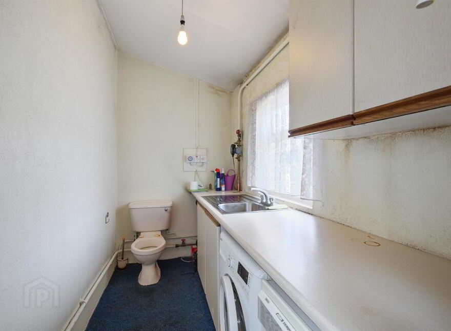 11 Laurelbank Avenue, Newtownards, BT23 4AT