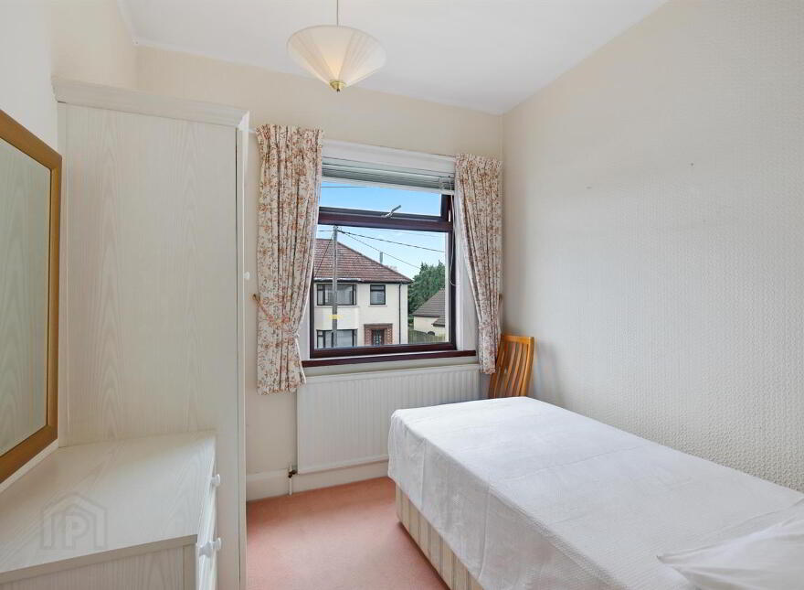 11 Laurelbank Avenue, Newtownards, BT23 4AT