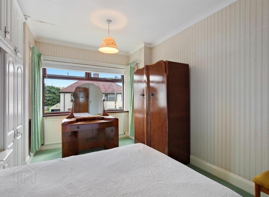 11 Laurelbank Avenue, Newtownards, BT23 4AT