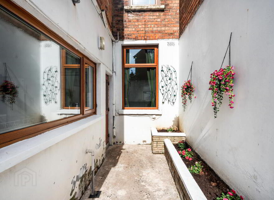 9 Skegoneill Avenue, Belfast, BT15 3JN